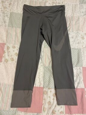 Nike Gray Capri Leggings with Nike logo